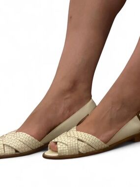 Vintage Vaneli White Peep-Toe Slingback Flats